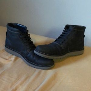 Size 14 men’s Black Clark’s Boot